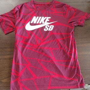Boys Large Nike Tshirt
